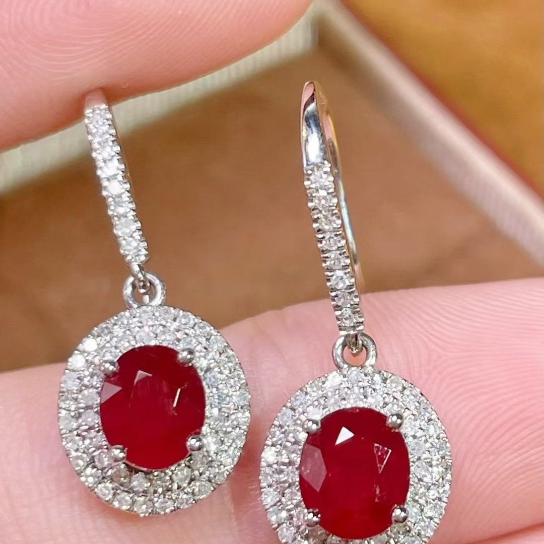 14k Gold 1.8 Ct Natural Ruby & Diamond Earrings: Ref:231059195 // gold content:14k gold // main gemstone:ruby // shape:oval // carat weight:1. 8ct // color:pigeonblood red // treatment:natural // // adjacent gemstone 2 : diamond // shape:round //