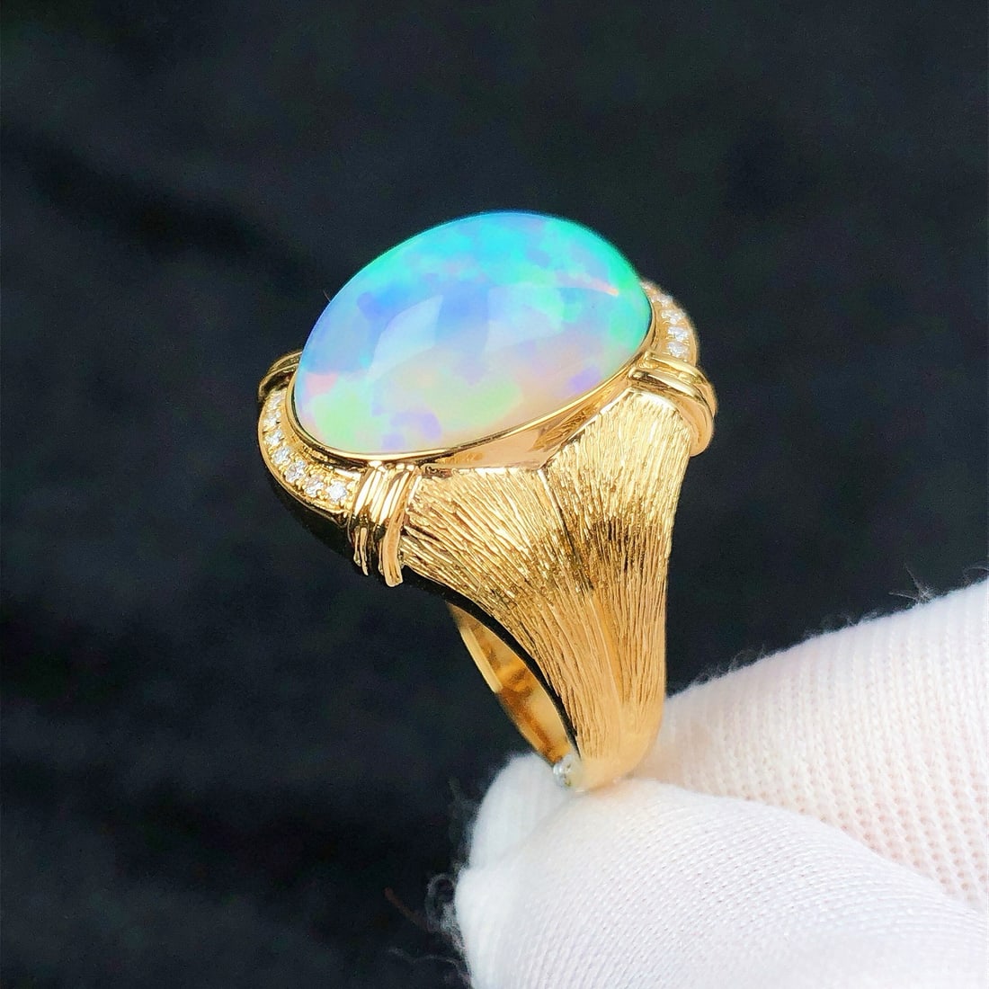 14k Gold 4.73 Ctw Natural Opal & Diamond Ring - 2