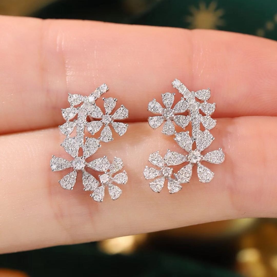 14k Gold 0.6 Ct Natural H Diamond Earrings - 3