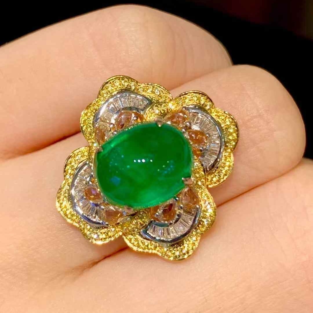 14k Gold 3.5 Ct Natural Emerald & Diamond & Sapphire Ring - 5