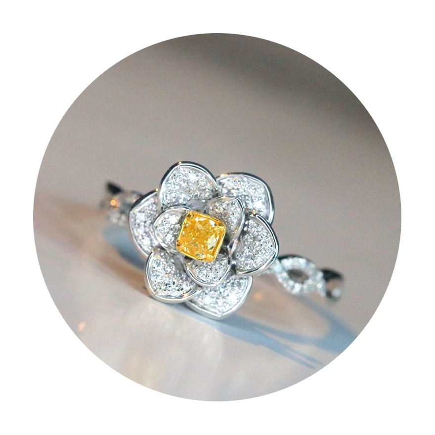 14k Gold 0.4 Ct Natural Color Diamond Ring - 3