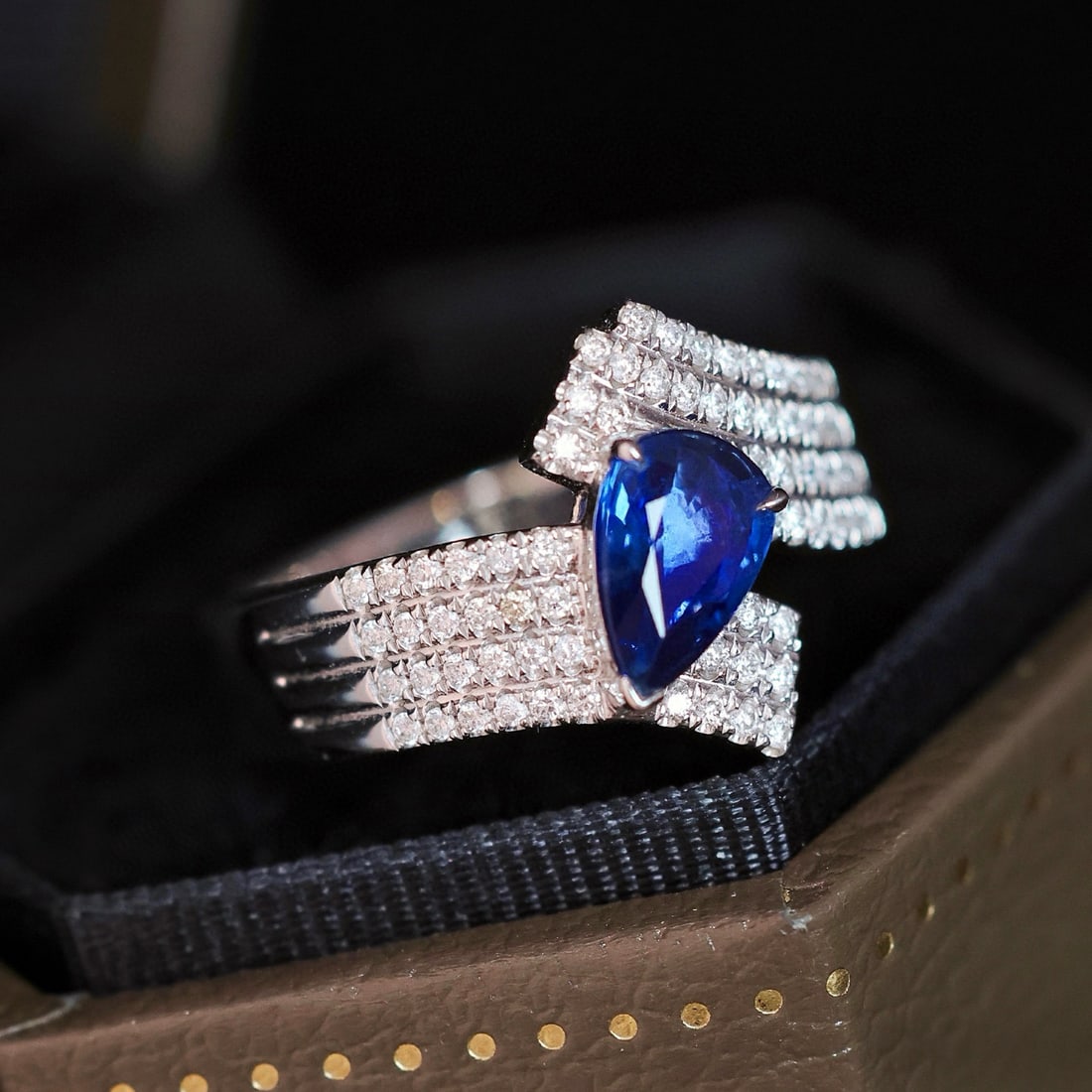 14k Gold 1.30 Ctw Natural Sapphire & Diamond Ring - 2