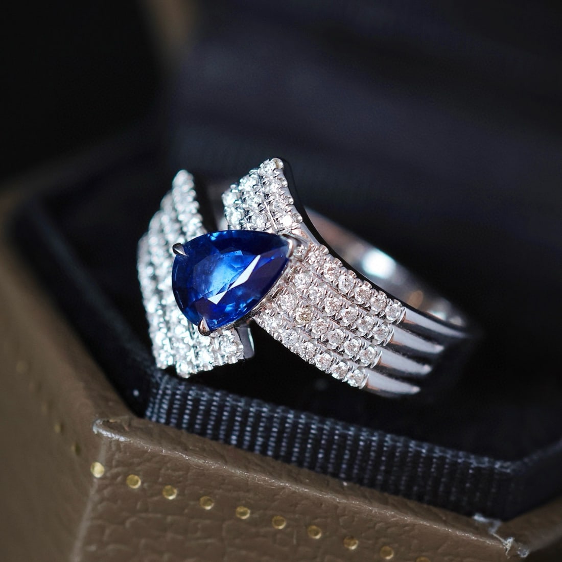 14k Gold 1.30 Ctw Natural Sapphire & Diamond Ring - 3