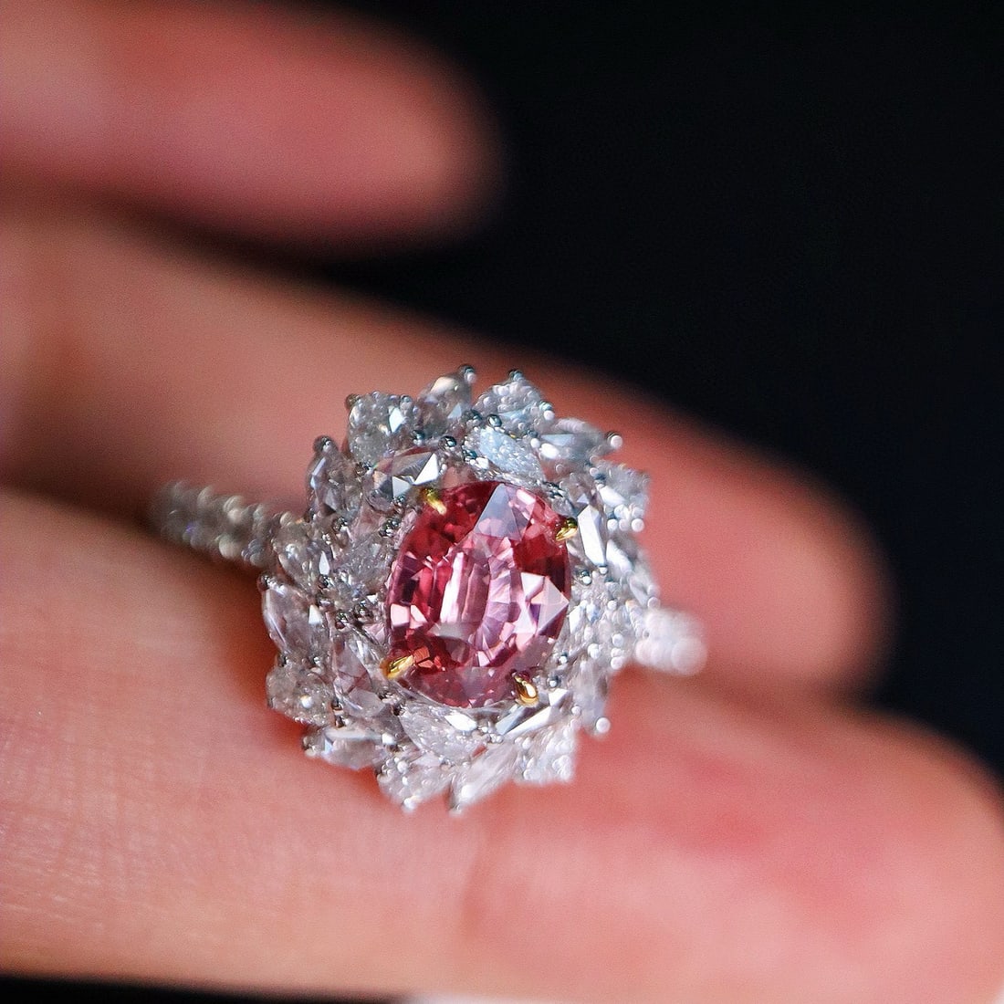 14k Gold 1.95 Ctw Natural Padparadscha Sapphire & Diamond Ring - 3