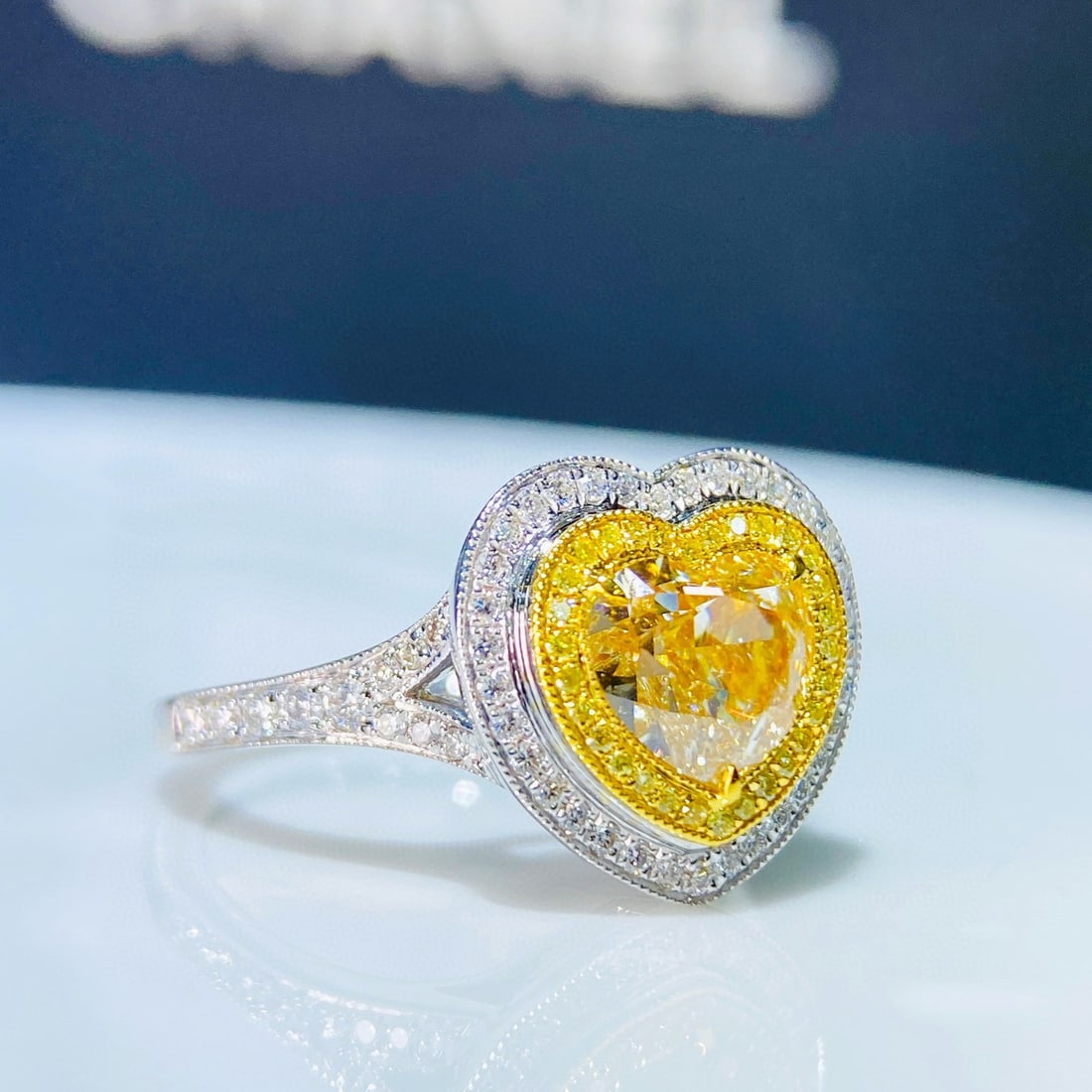 14k Gold 2.46 Ctw Natural Yellow Diamond & Diamond Ring - 4