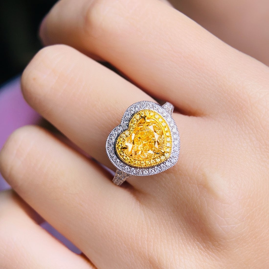 14k Gold 2.46 Ctw Natural Yellow Diamond & Diamond Ring - 5