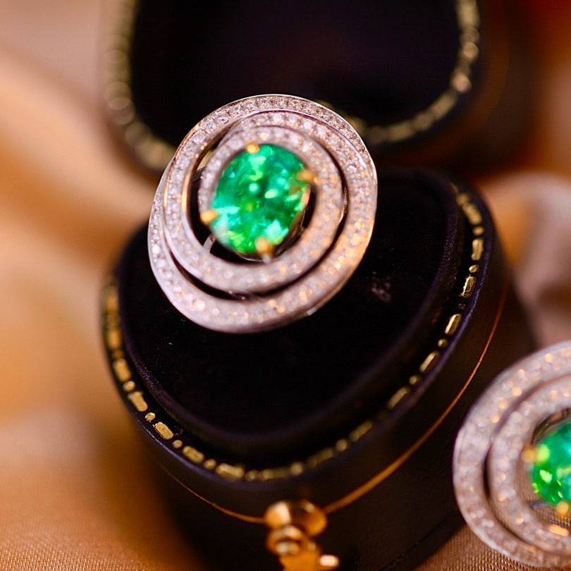 14k Gold 3.25 Ctw Vivid Green Natural Emerald & Diamond Earrings - 2