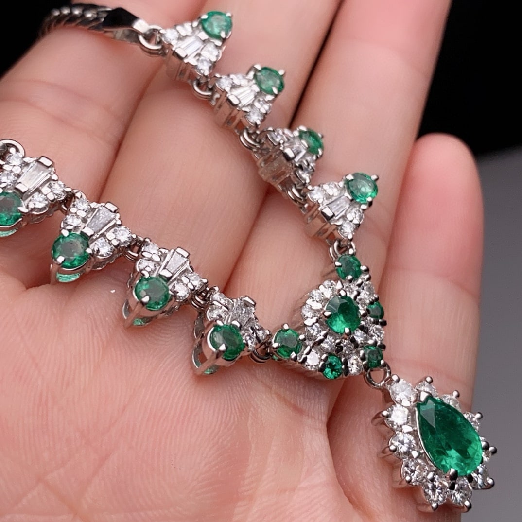 14k Gold 3.11 Ctw Vivid Green Natural Emerald & Emerald Necklace - 4