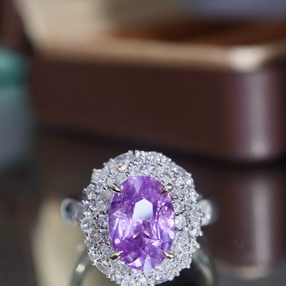 14k Gold 3.78 Ctw Natural Sapphire & Diamond Ring: Ref:231060040 // gold content:14k gold // ring size:7. 25us // // main gemstone:sapphire // shape:oval // carat weight:2. 75ct // color:purple // treatment:natural // // adjacent gemstone 2 : diamond 