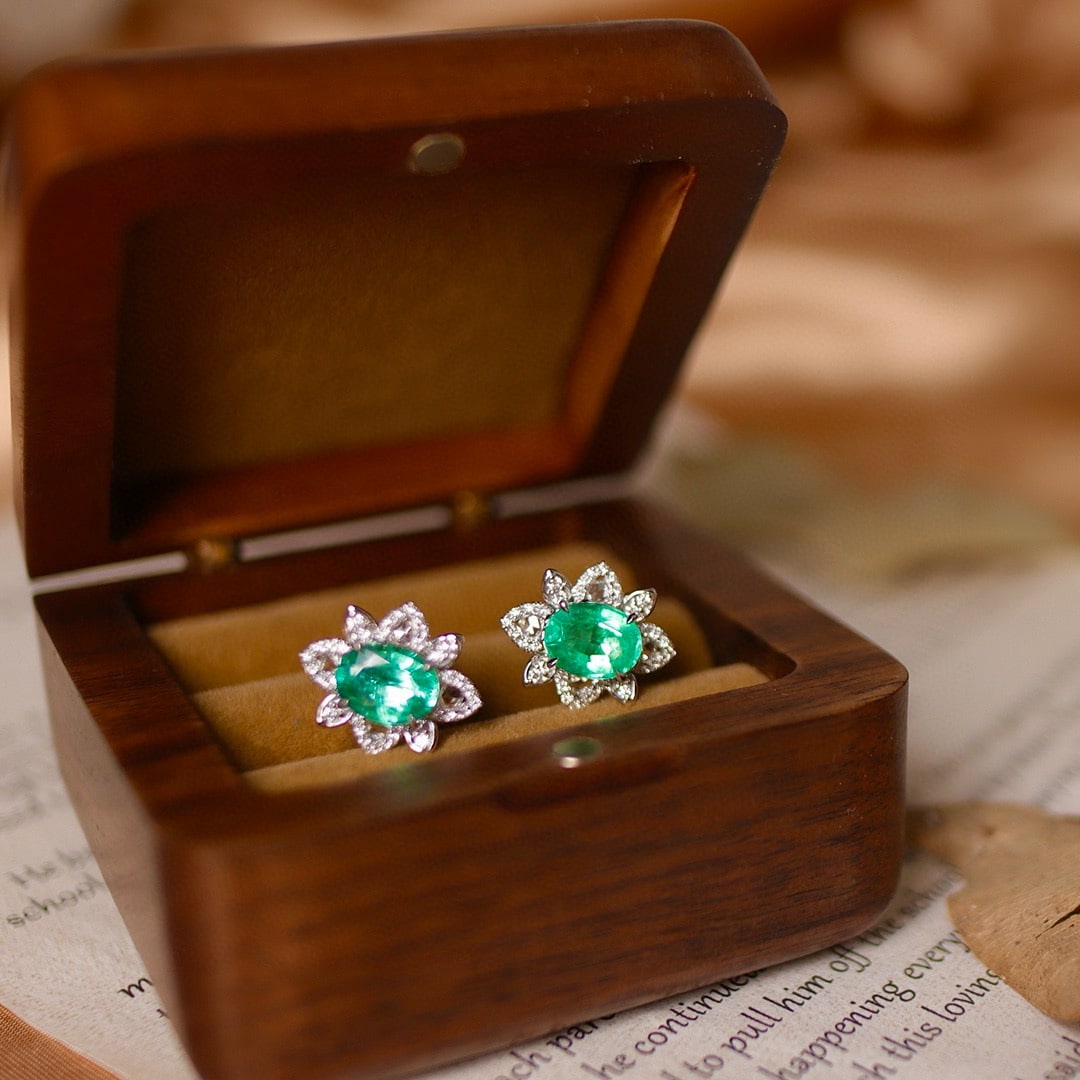 14k Gold 2.78 Ctw Natural Emerald & Diamond Earrings - 2
