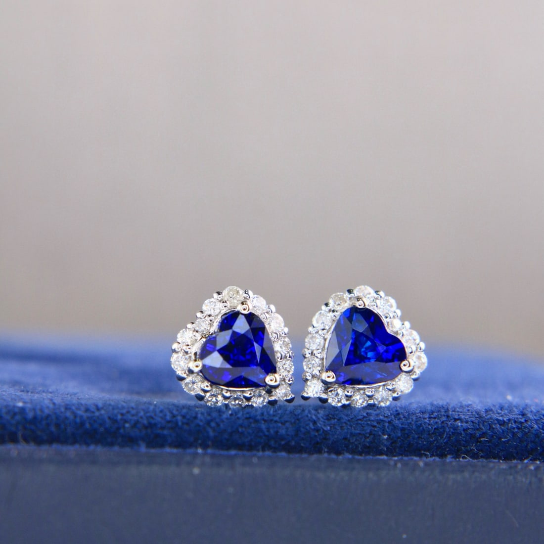 14k Gold 1.87 Ctw Natural Sapphire & Diamond Earrings: Ref:231060045 // gold content:14k gold // main gemstone:sapphire // shape:heart // carat weight:1. 56ct // color:royal blue // treatment:natural // // adjacent gemstone 2 : diamond // shape:round // c