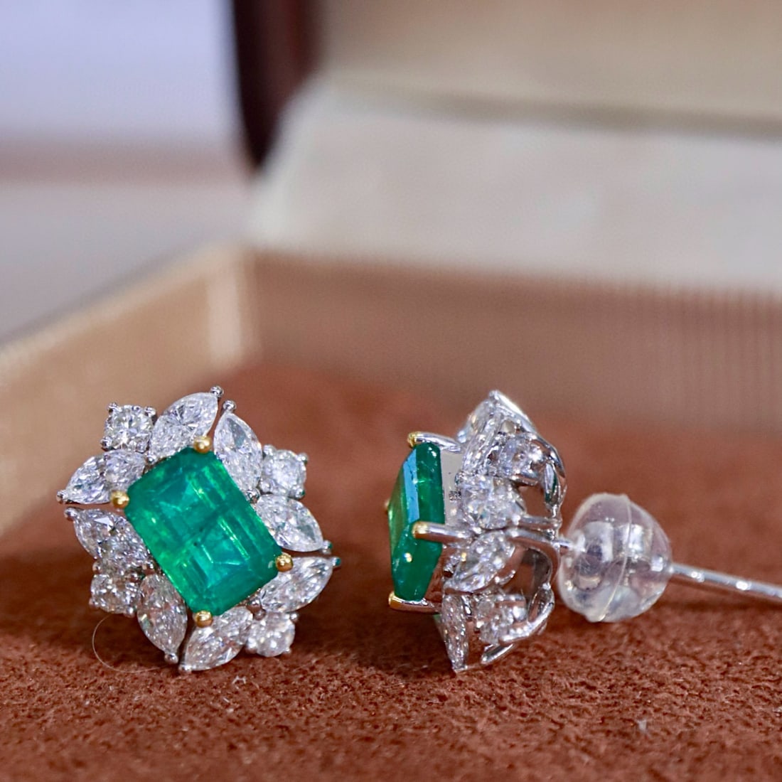 14k Gold 2.62 Ctw Natural Emerald & Diamond Earrings - 2