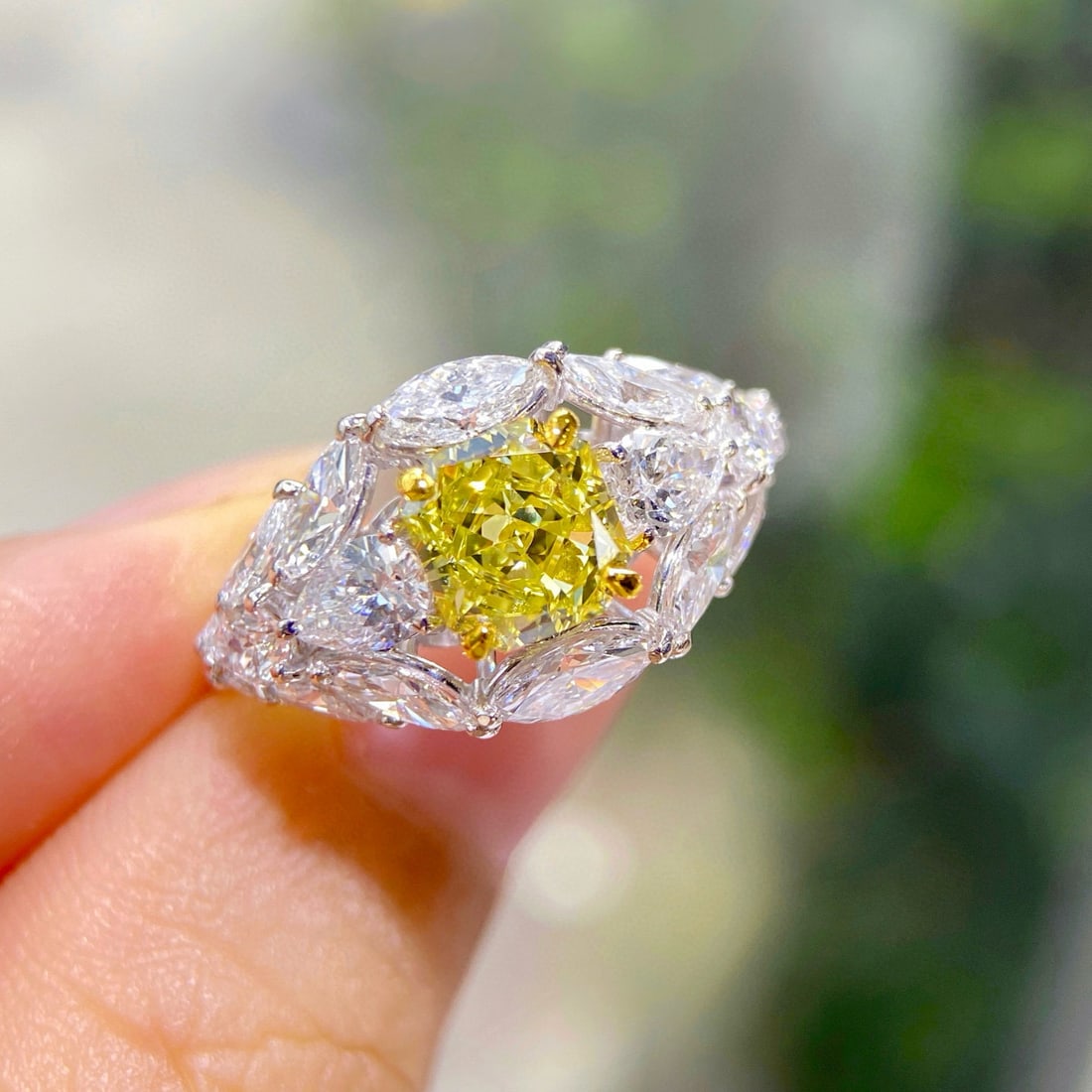 Gia Certified 14k Gold 3.37 Ctw Natural Yellow Diamond & Diamond Ring - 2