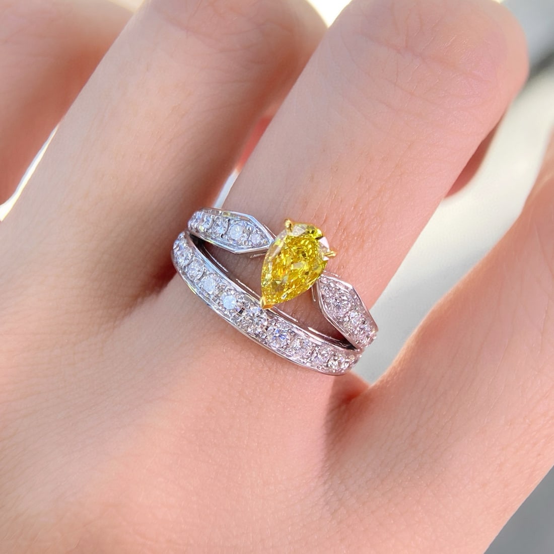 Gia Certified 14k Gold 1.98 Ctw Natural Yellow Diamond & Diamond Ring - 4