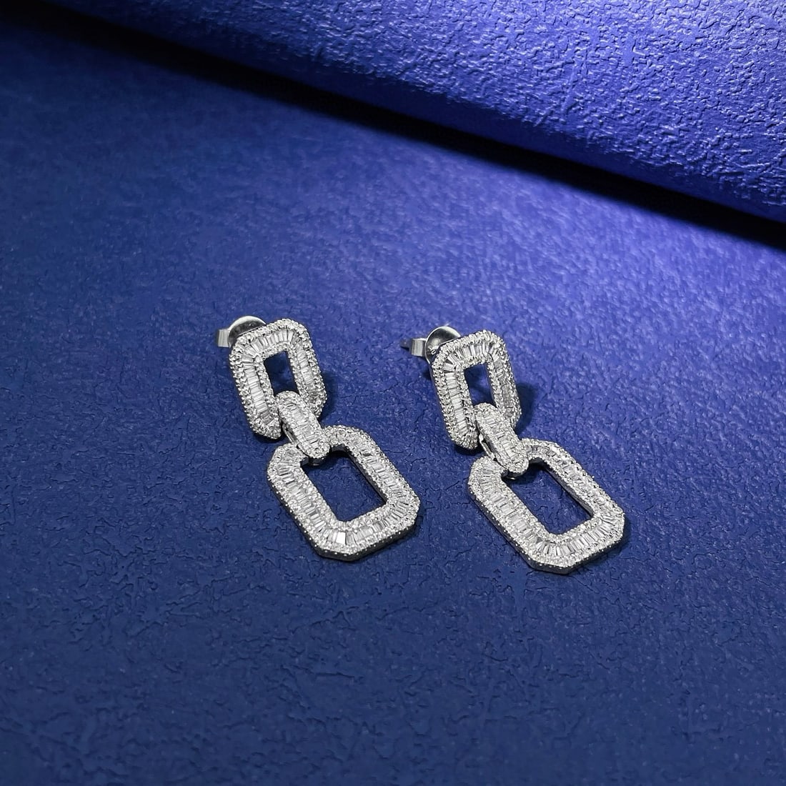 14k Gold 0.92 Ctw Natural H Diamond Earrings - 4