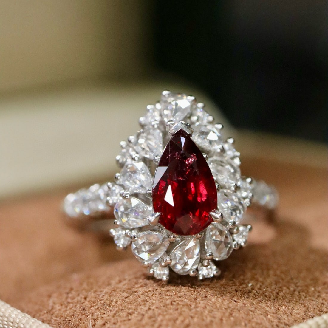 14k Gold 2.09 Ctw Natural Ruby & Diamond Ring/pendant( Without Chain ): Ref:231060074 // gold content:14k gold // ring size:7. 25us // // main gemstone:ruby // shape:pear // carat weight:1. 34ct // color:pigeonblood red // treatment:natural // // adjacent gemstone 2 : dia