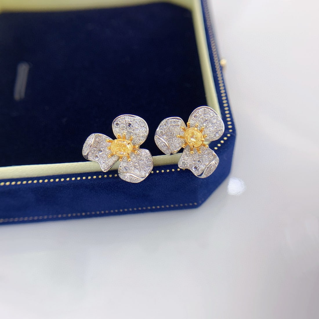 14k Gold 0.88 Ctw Natural Yellow Diamond & Diamond Earrings - 4