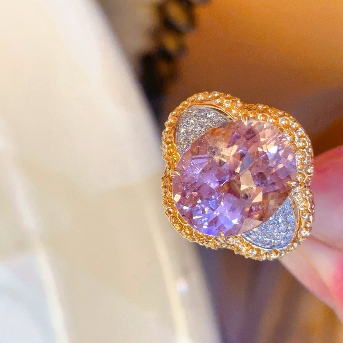 14k Gold 7 Ct Natural Tourmaline & Diamond Ring: Ref:231060106 // gold content:14k gold // ring size:7. 25us // // main gemstone:tourmaline // shape:oval // carat weight:7ct // color:pink // treatment:natural // // adjacent gemstone 2 : diamond //