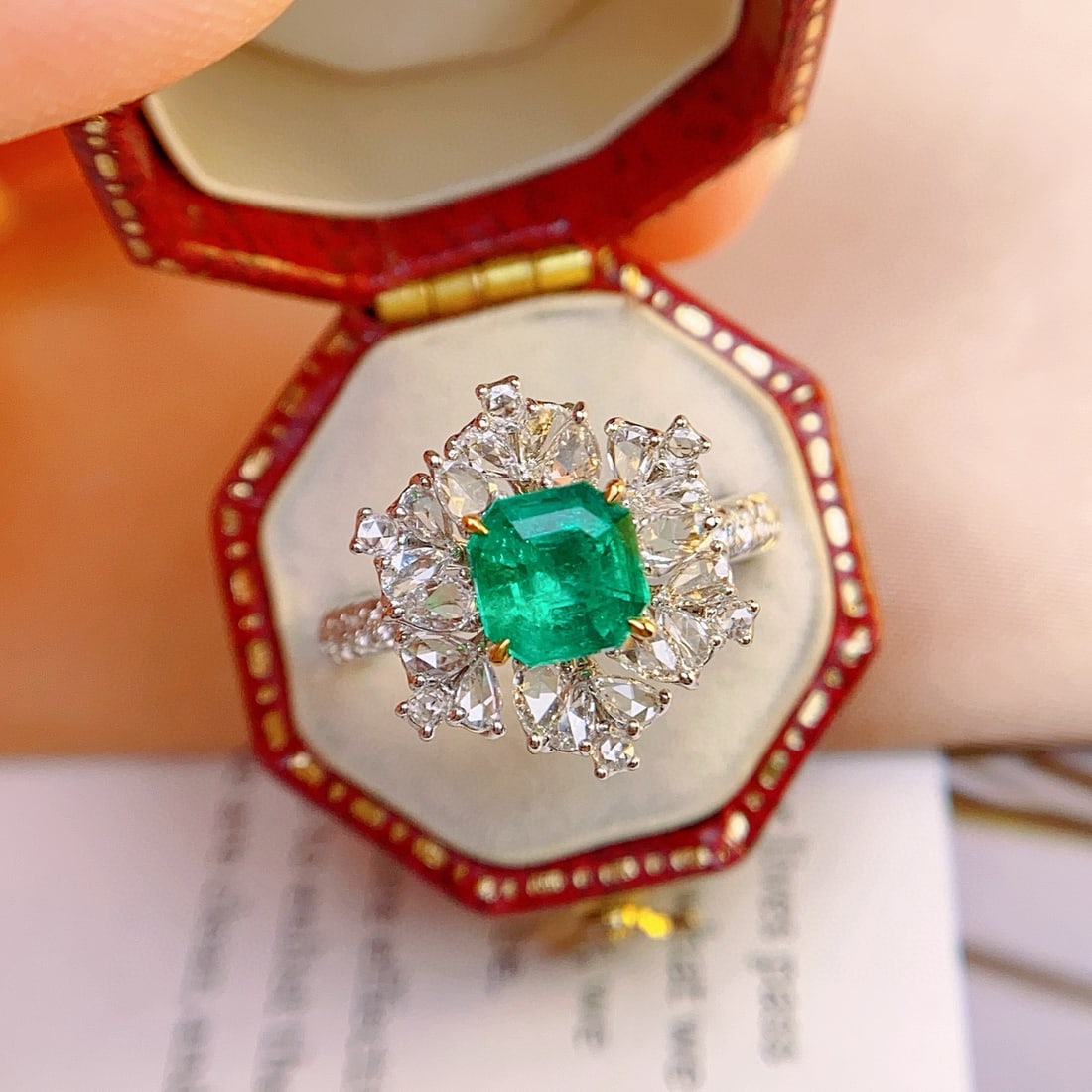 14k Gold 2.06 Ctw Natural Emerald & Diamond Ring - 4