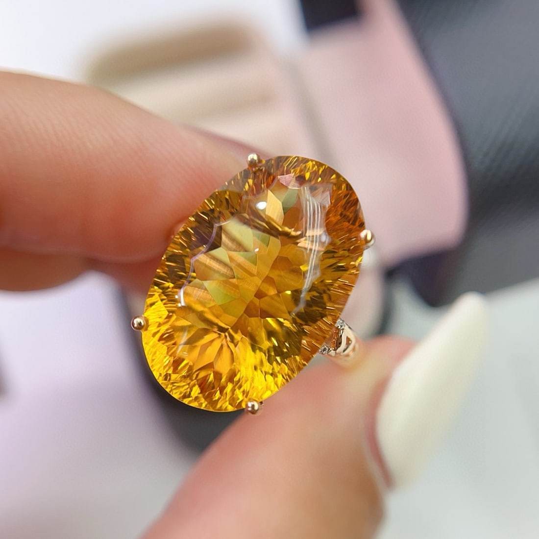 14k Gold 13.40 Ct Natural Citrine & Diamond Ring - 4