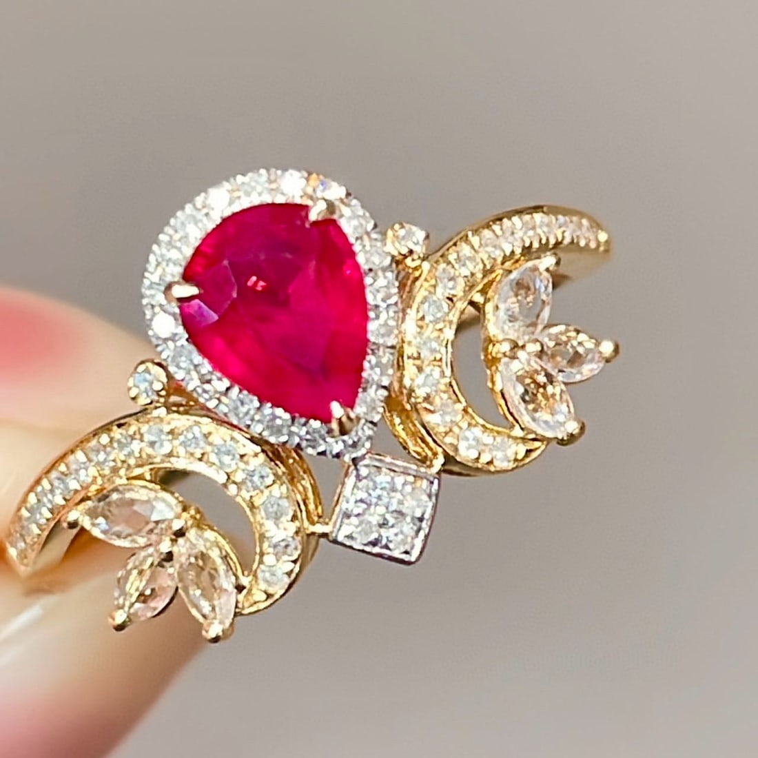 14k Gold 0.6 Ct Natural Ruby & Diamond & Sapphire Ring - 3
