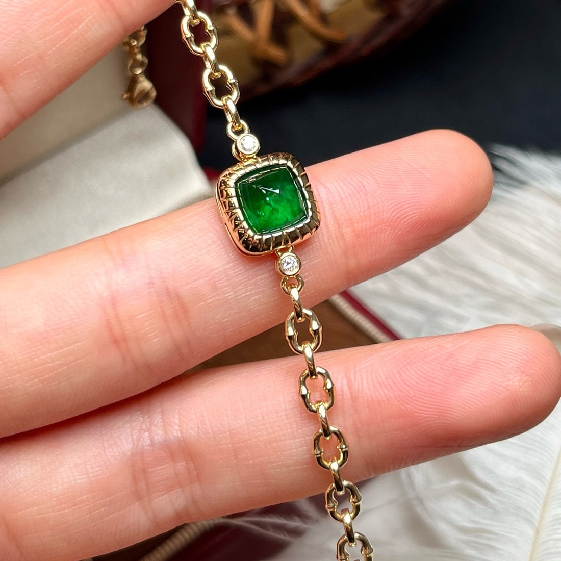 14k Gold 2.06 Ctw Vivid Green Natural Emerald & Diamond Bracelet - 5