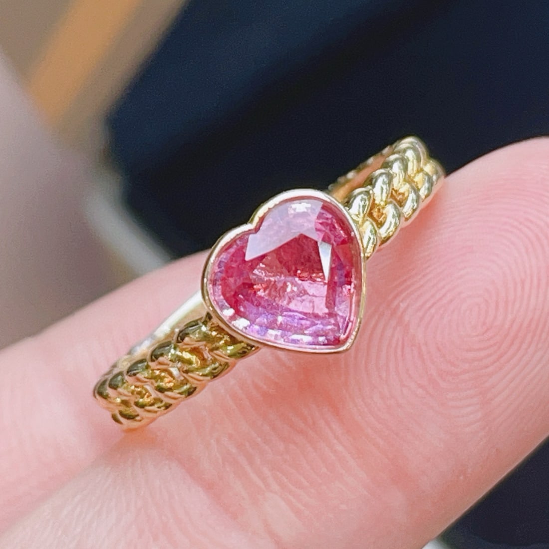 14k Gold 1.2 Ct Natural Sapphire Ring - 2
