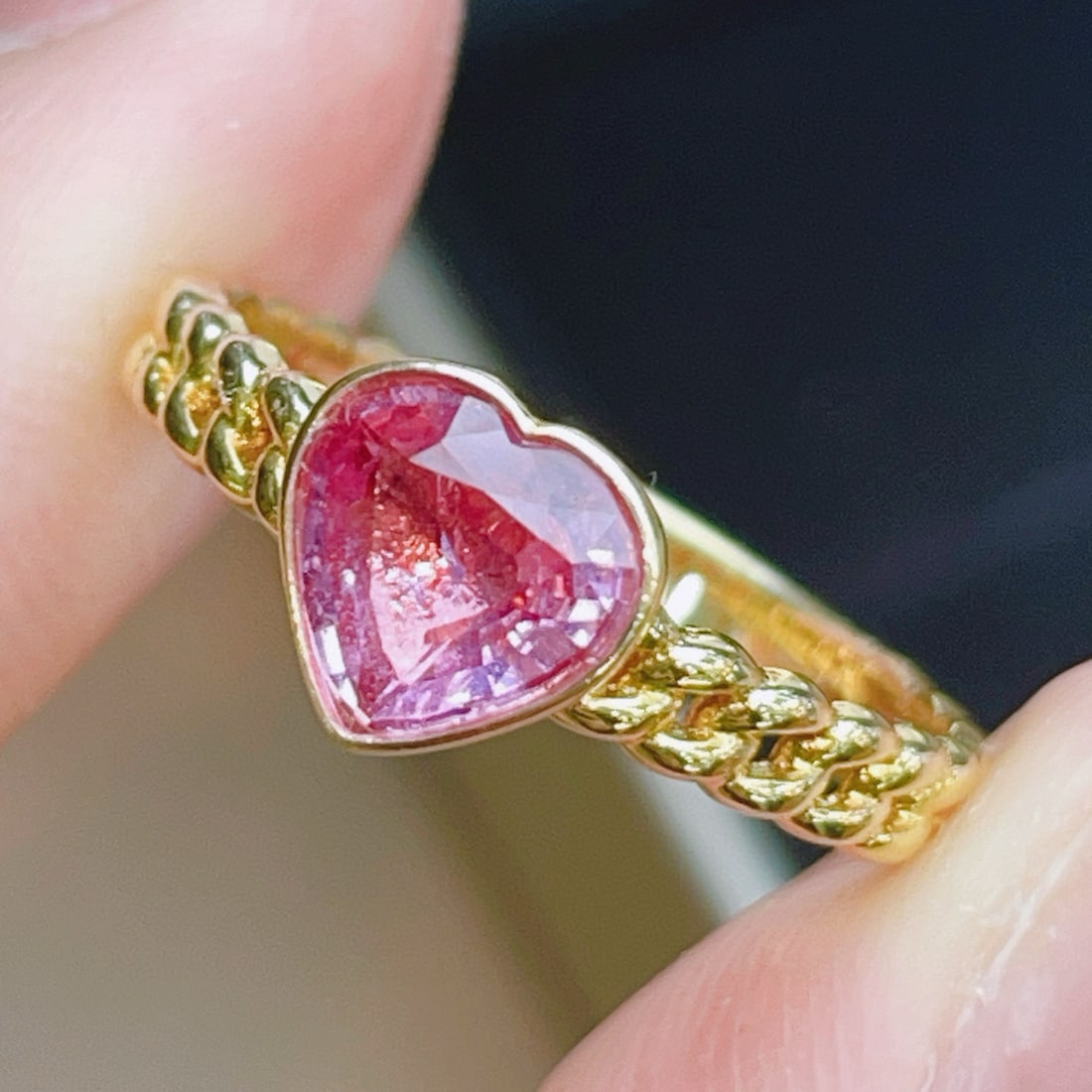 14k Gold 1.2 Ct Natural Sapphire Ring - 3