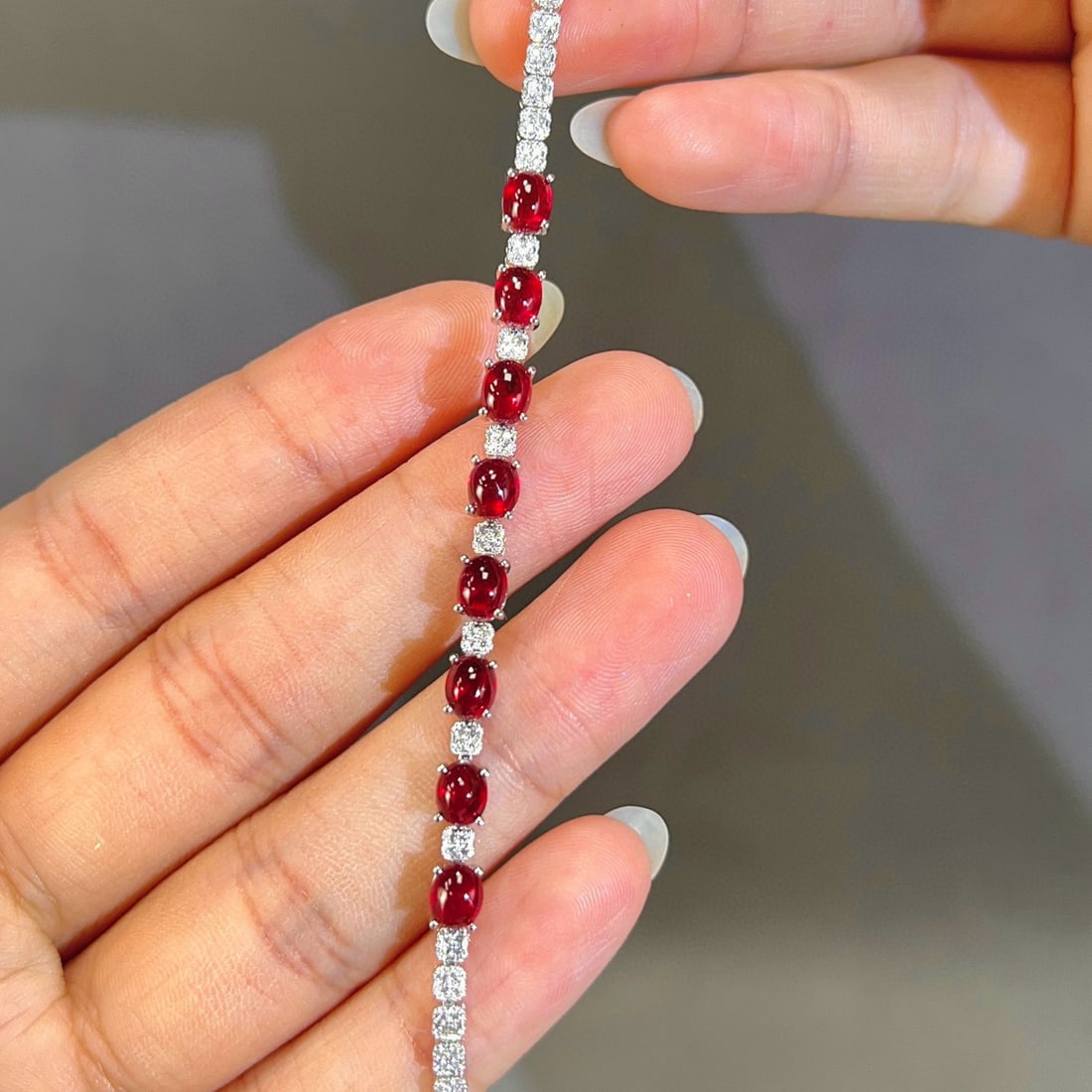 14k Gold 5.67 Ctw Natural Ruby & Diamond Bracelet - 3