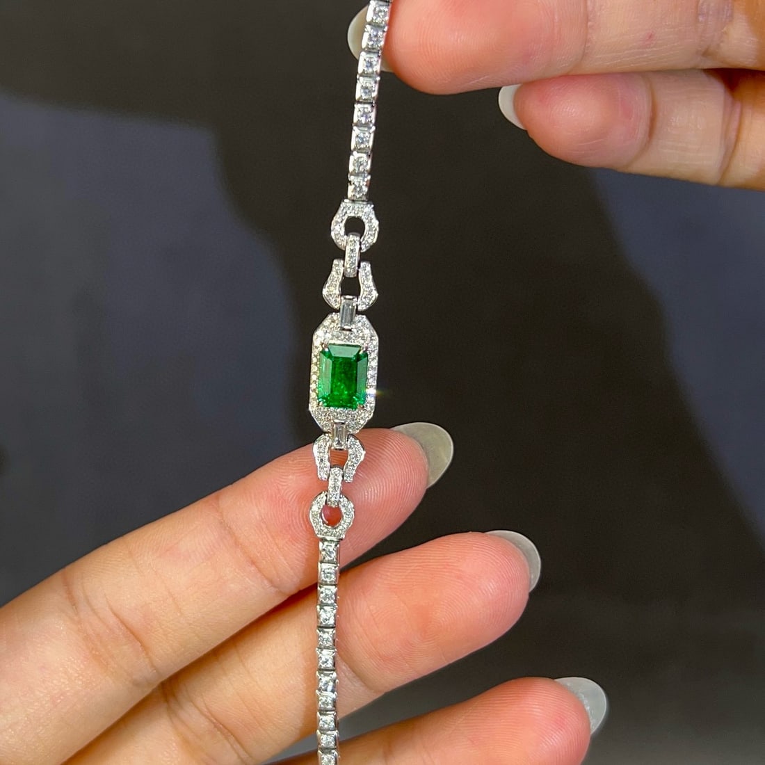 14k Gold 2.24 Ctw Vivid Green Natural Emerald & Diamond Bracelet - 4