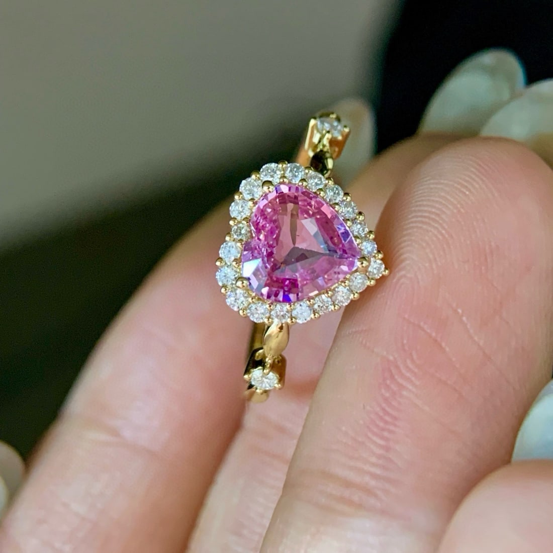 14k Gold 1.34 Ctw Natural Padparadscha Sapphire & Diamond Ring - 2