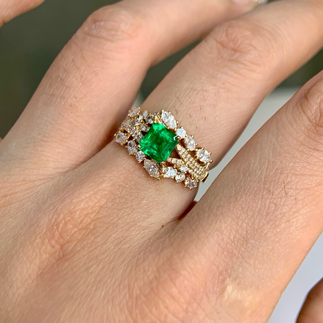 14k Gold 1.75 Ctw Vivid Green Natural Emerald & Diamond Ring - 6