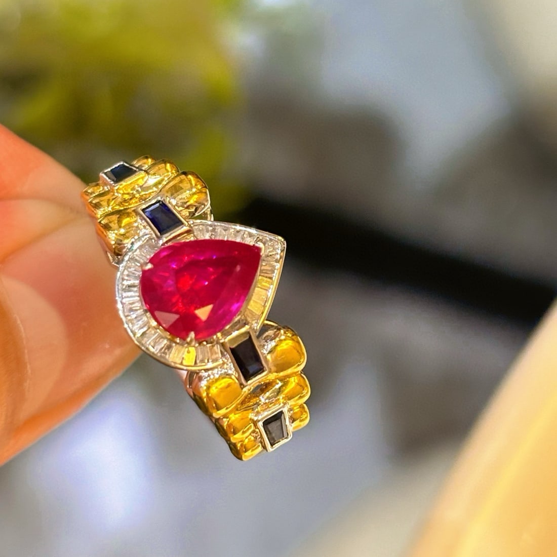 14k Gold 1 Ct Natural Ruby & Diamond & Sapphire Ring: Ref:231060183 // gold content:14k gold // ring size:7. 25us // // main gemstone:ruby // shape:pear // carat weight:1ct // color:red // treatment:natural // // adjacent gemstone 2 : diamond //
