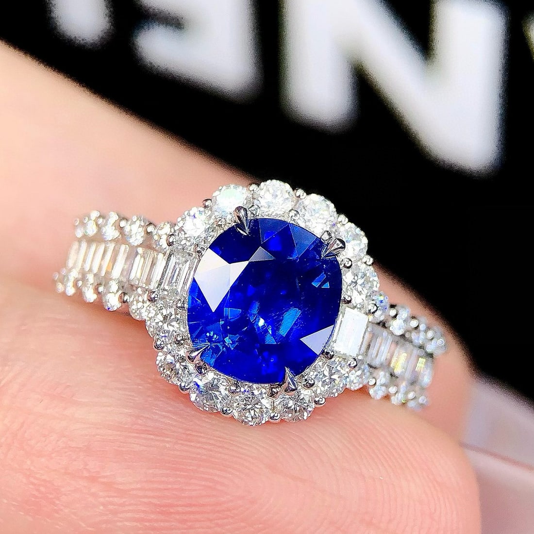 14k Gold 2.97 Ctw Natural Sapphire & Diamond Ring - 2