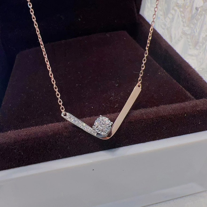14k Gold 0.10 Ctw Natural H Diamond Necklace: Ref:231060224 // gold content:14k gold // main gemstone:diamond // shape:round // carat weight:0. 05ct // clarity grade:vs-si // color:h // treatment:natural // cut grade:g // // adjacent gemstone 2