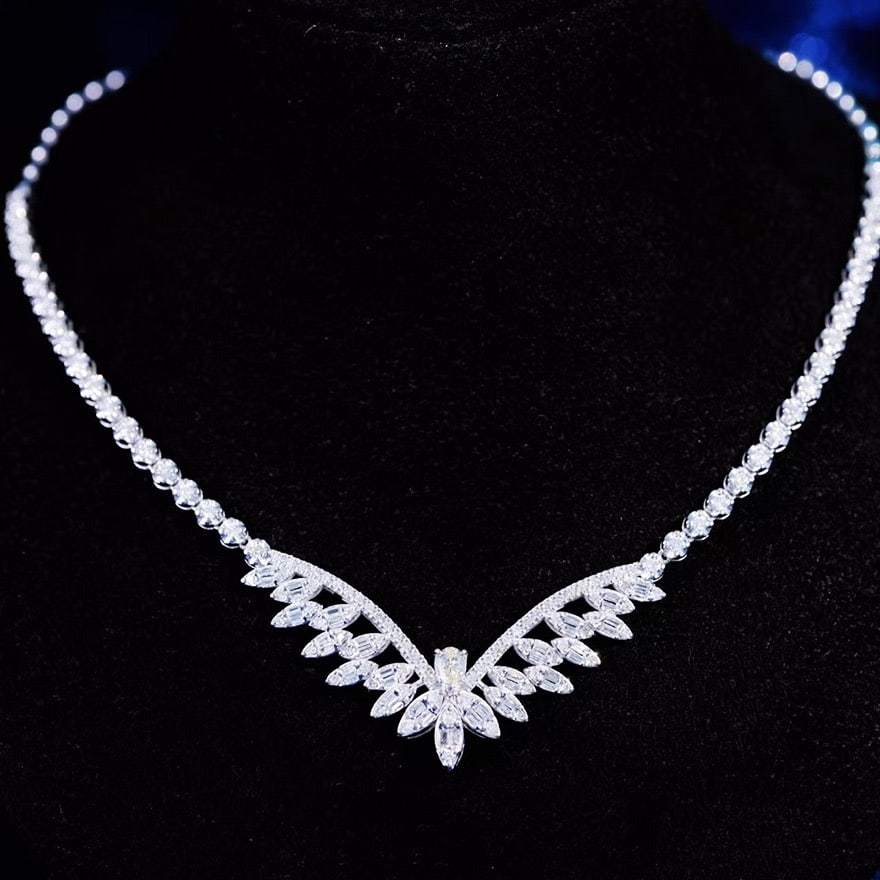 14k Gold 1.2 Ct Natural H Diamond Necklace: Ref:231060228 // gold content:14k gold // main gemstone:diamond // shape:multiply // carat weight:1. 2ct // clarity grade:vs-si // color:h // treatment:natural // Condition: New Low Estimate: 7300
