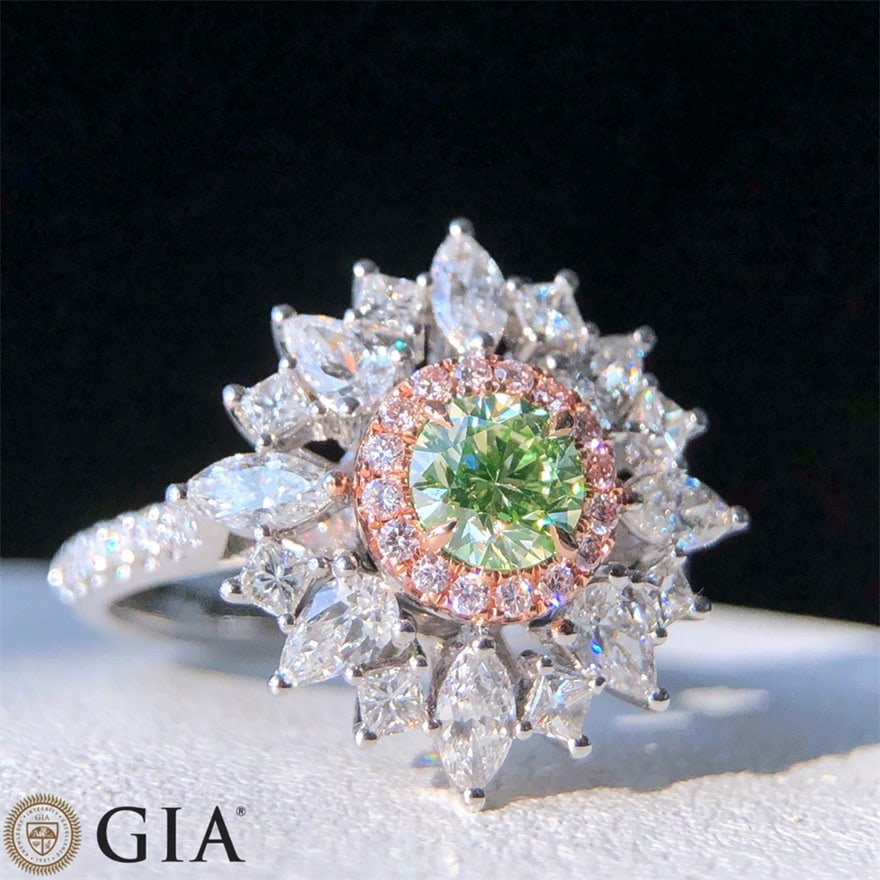 Gia Certified 14k Gold 2.60 Ctw Natural Green Diamond & Diamond Ring - 2