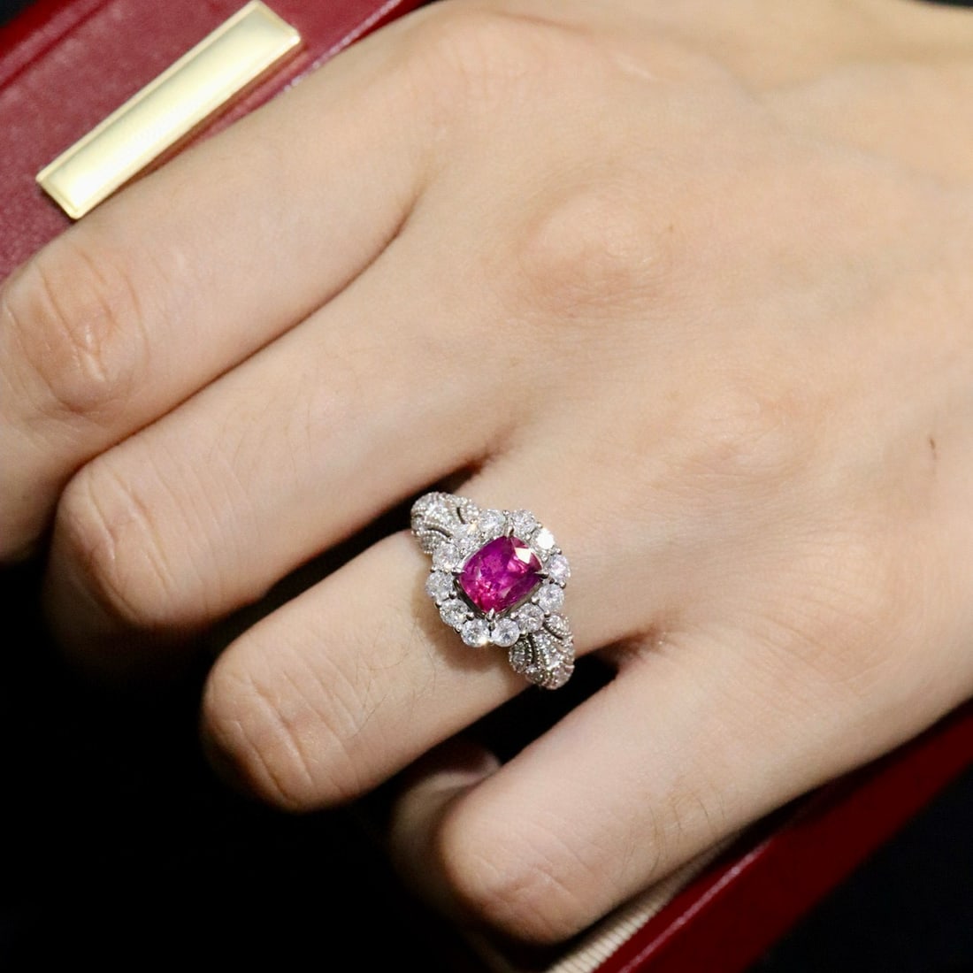 14k Gold 2.01 Ctw Natural Ruby & Diamond Ring - 6