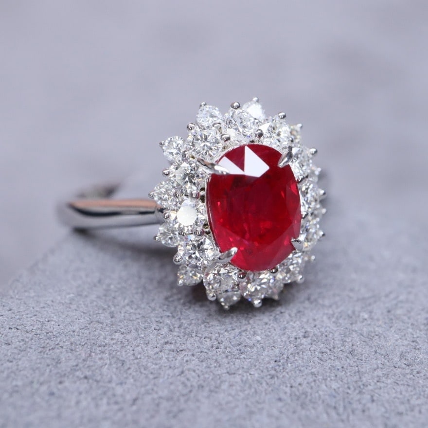 14k Gold 2.19 Ctw Natural Ruby & Diamond Ring - 2