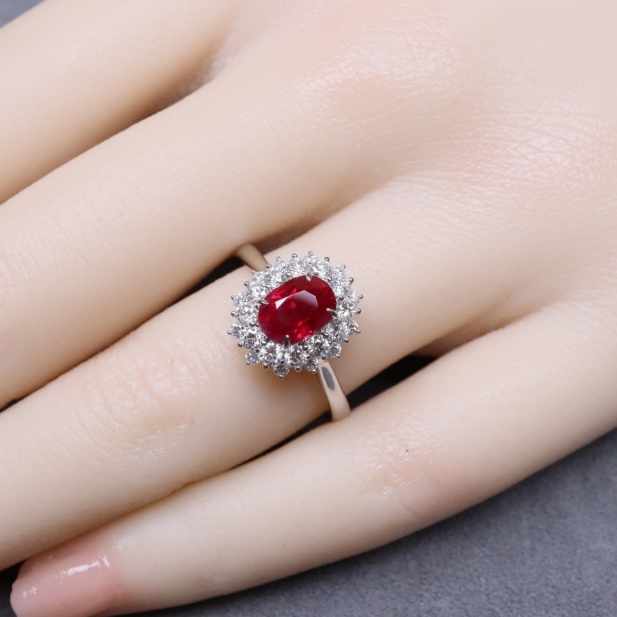 14k Gold 2.19 Ctw Natural Ruby & Diamond Ring - 8