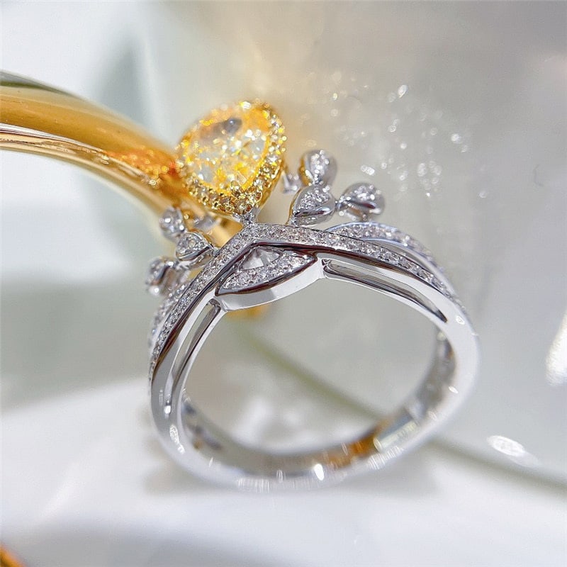 14k Gold 1.00 Ct Natural Yellow Diamond & Diamond Ring - 2