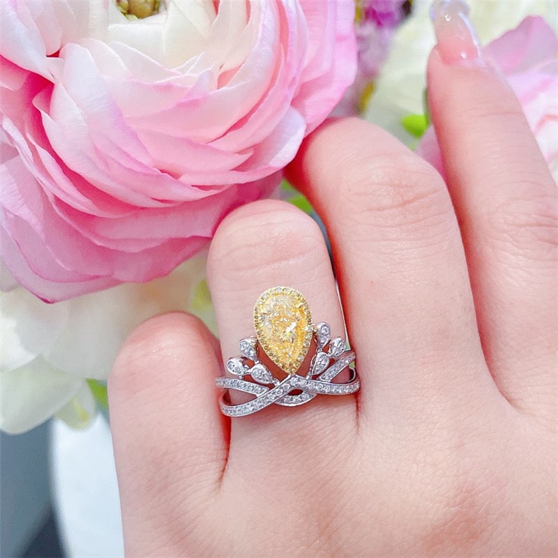 14k Gold 1.00 Ct Natural Yellow Diamond & Diamond Ring - 6