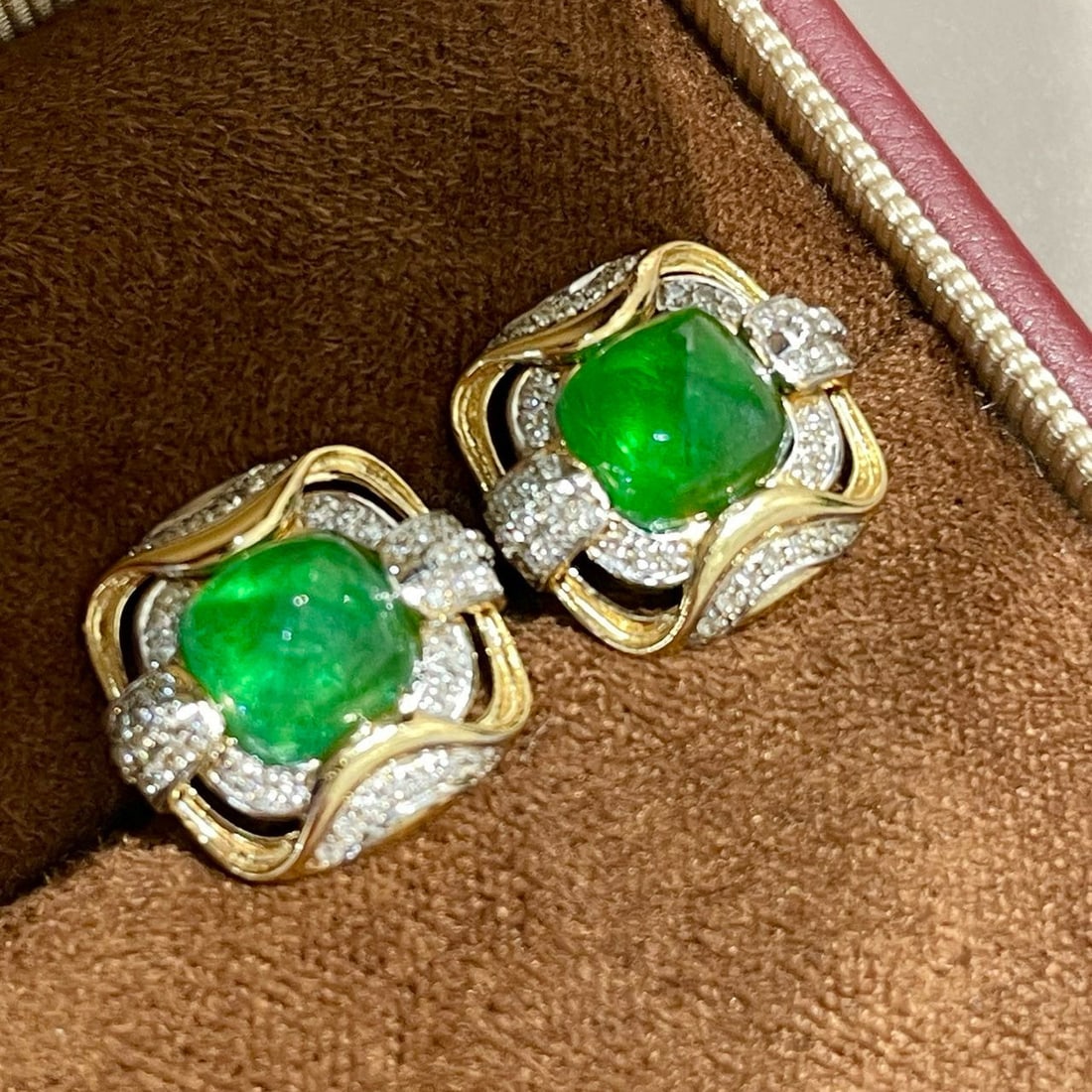 14k Gold 3 Ct Vivid Green Natural Emerald & Diamond Earrings - 2