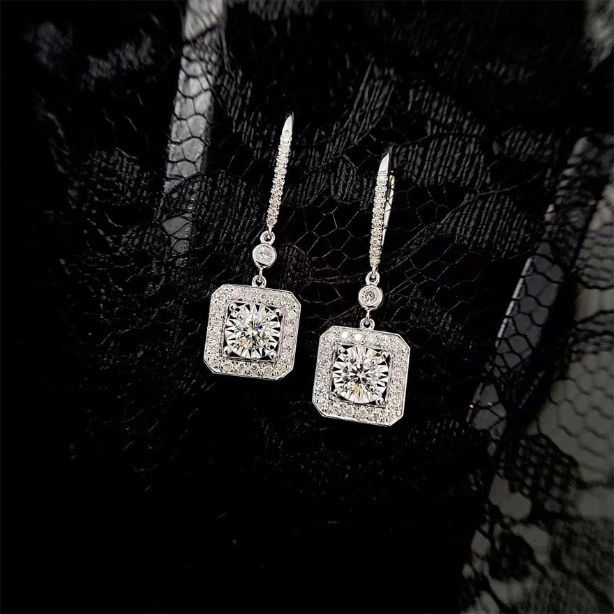 14k Gold 0.72 Ctw Natural H Diamond Earrings: Ref:231060318 // gold content:14k gold // main gemstone:diamond // shape:round // carat weight:0. 38ct // clarity grade:vs-si // color:h // treatment:natural // cut grade:g // // adjacent gemstone 2