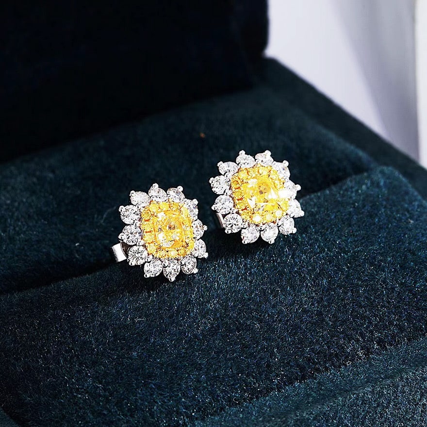 14k Gold 1.23 Ctw Natural Yellow Diamond & Diamond Earrings: Ref:231060326 // gold content:14k gold // main gemstone:yellow diamond // shape:cushion // carat weight:0. 52ct // color:yellow // treatment:natural // // adjacent gemstone 2 : diamond // shape:round
