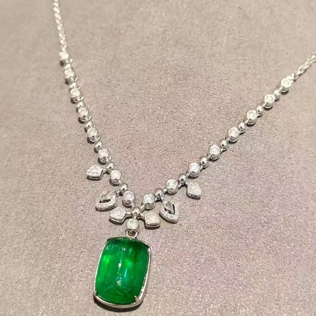 14k Gold 10.36 Ctw Vivid Green Natural Emerald & Diamond Necklace - 2