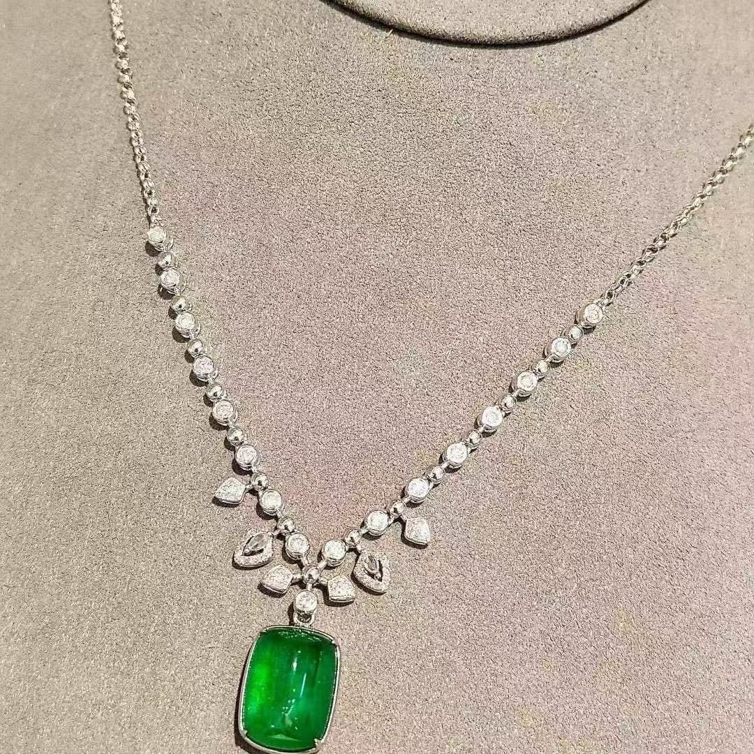 14k Gold 10.36 Ctw Vivid Green Natural Emerald & Diamond Necklace - 6