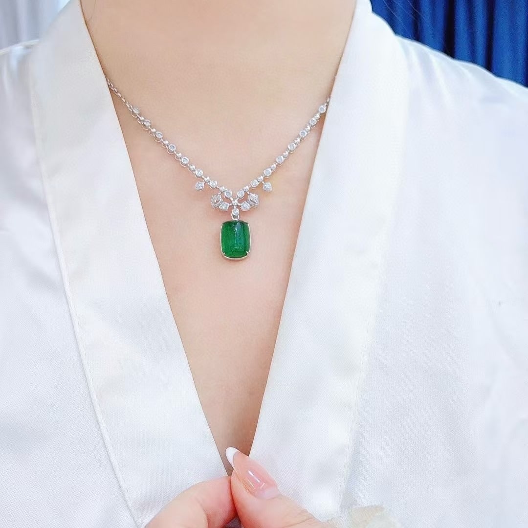 14k Gold 10.36 Ctw Vivid Green Natural Emerald & Diamond Necklace - 8