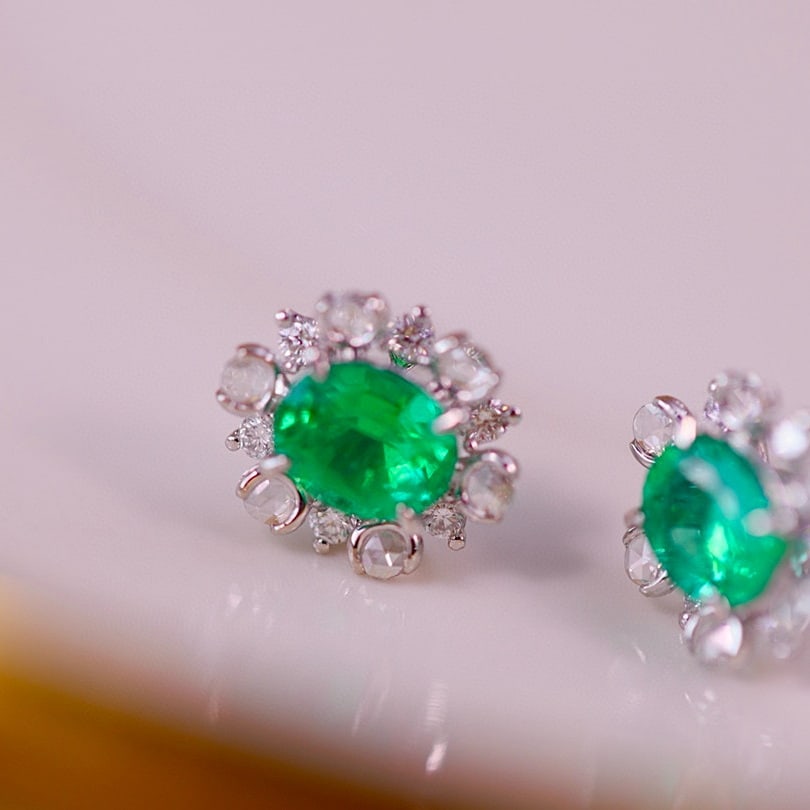 14k Gold 1.62 Ctw Vivid Green Natural Emerald & Diamond Earrings - 4