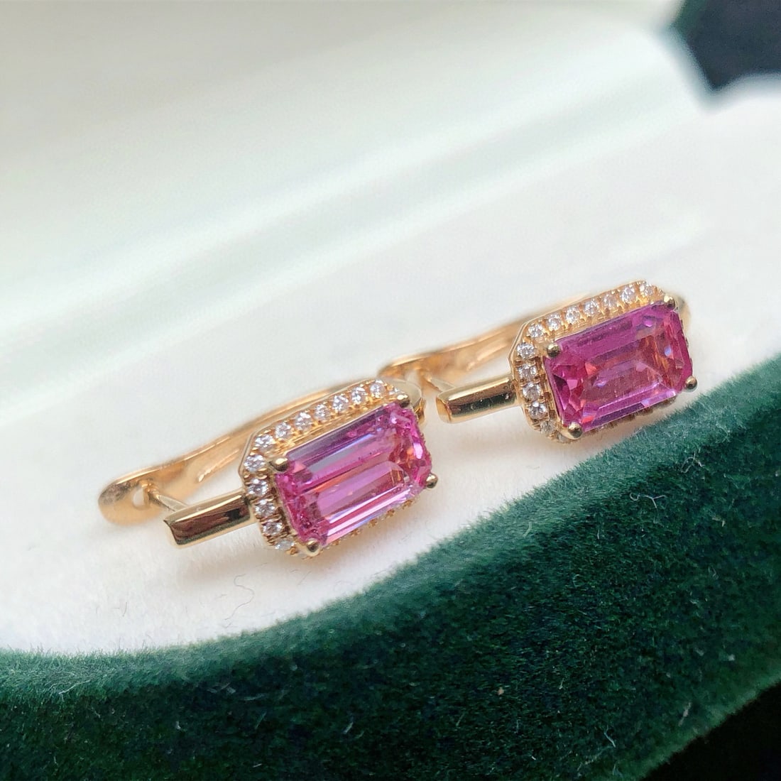 14k Gold 1.47 Ctw Natural Padparadscha Sapphire & Diamond Earrings - 4